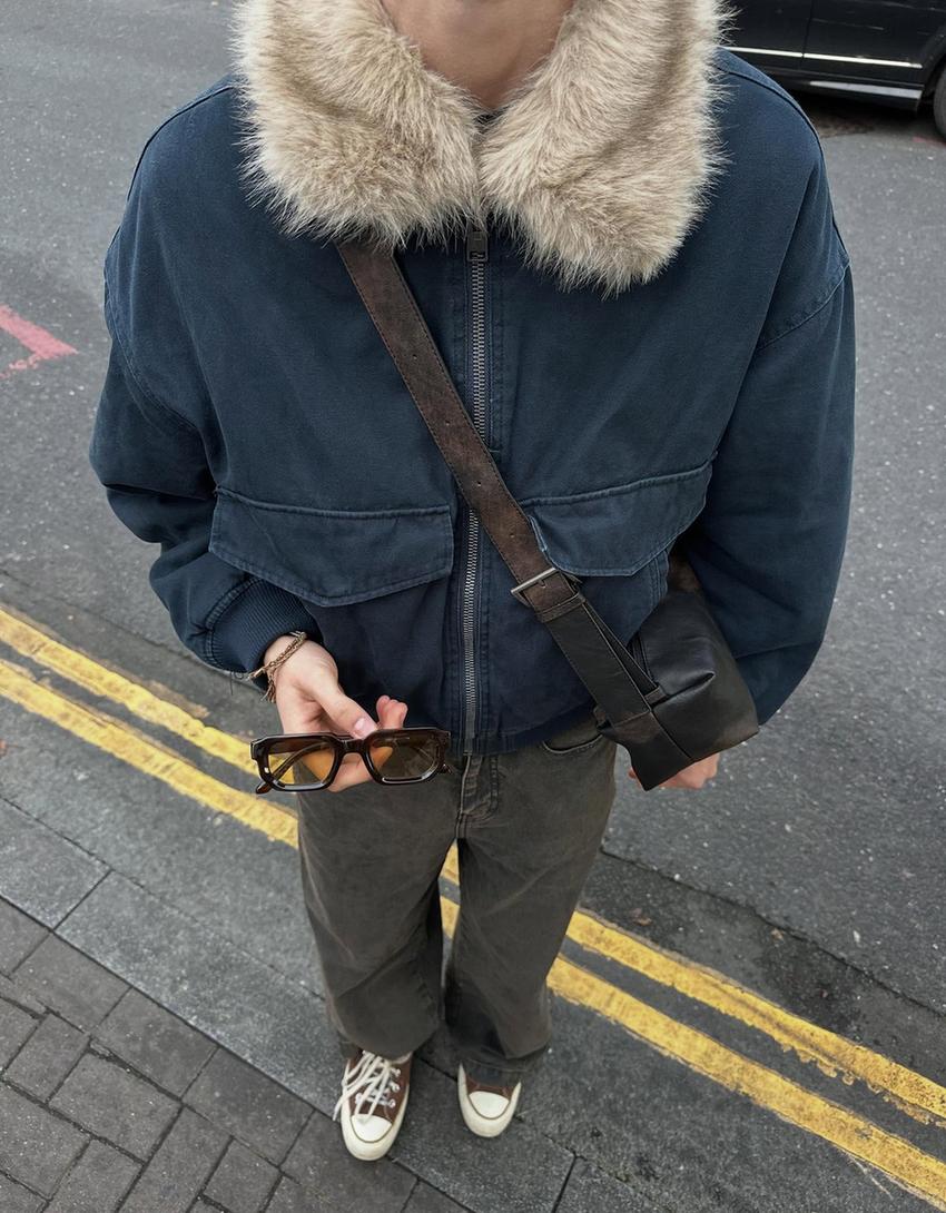 Jacket with faux fur collar-Navy