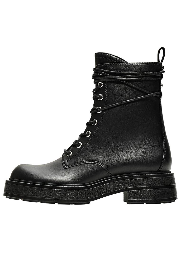 Lace-up ankle boots — BLACK