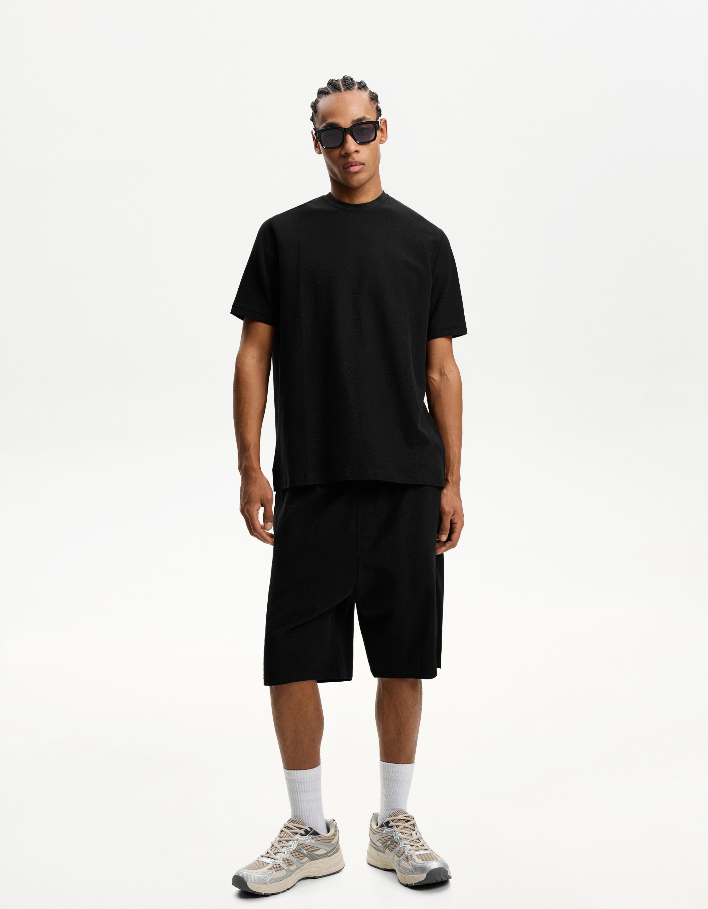 Bershka Bermudashorts Mit Strukturmuster Herren Xs Schwarz