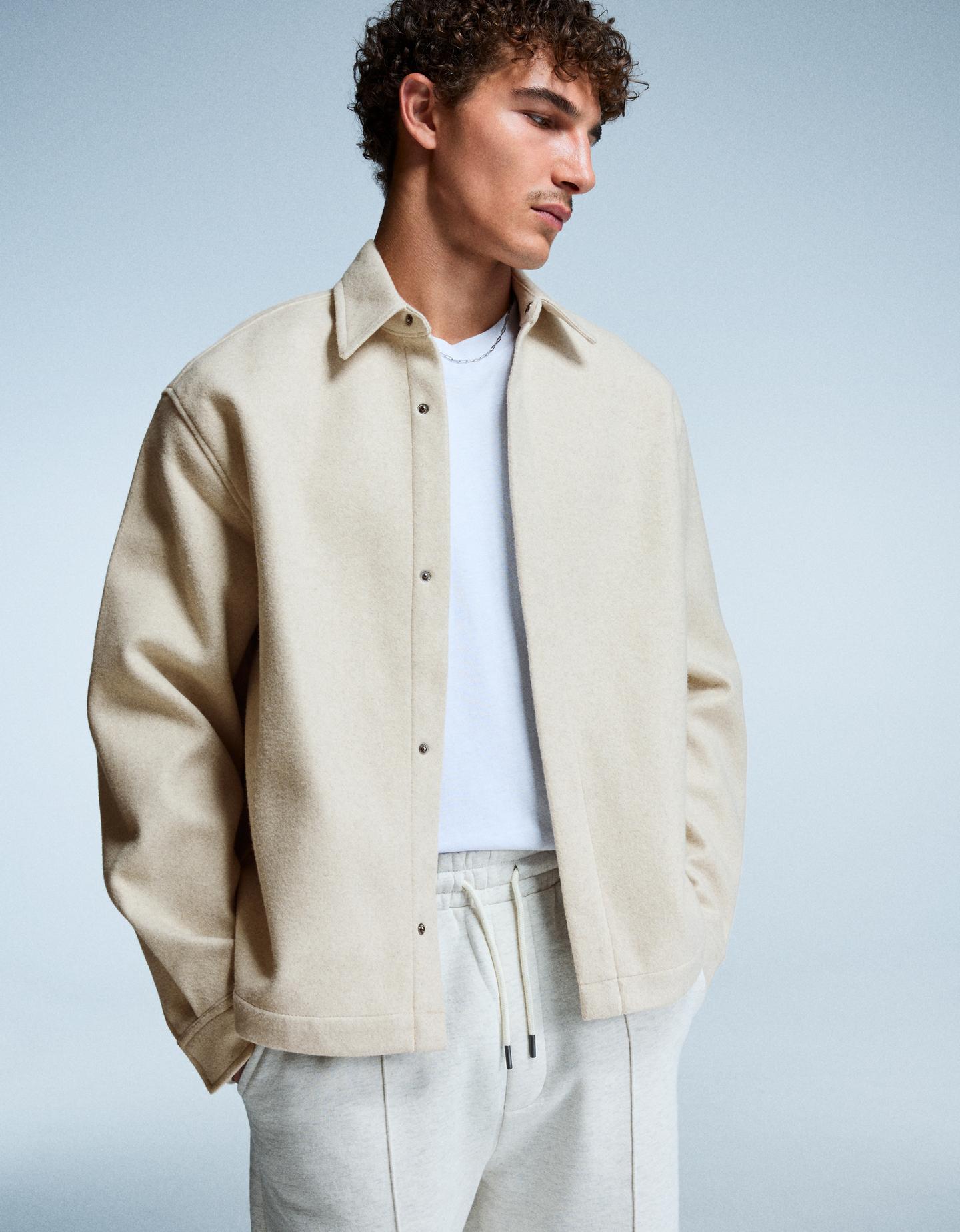 Bershka flanelowa koszula wierzchnia boxy piaskowy