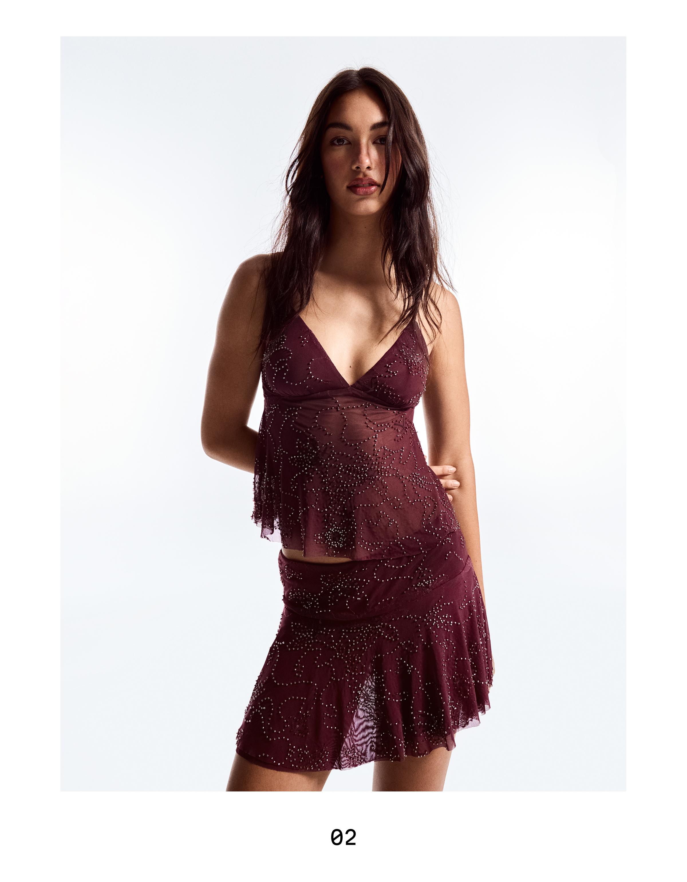Embroidered ruffle mini skirt — Burgundy
