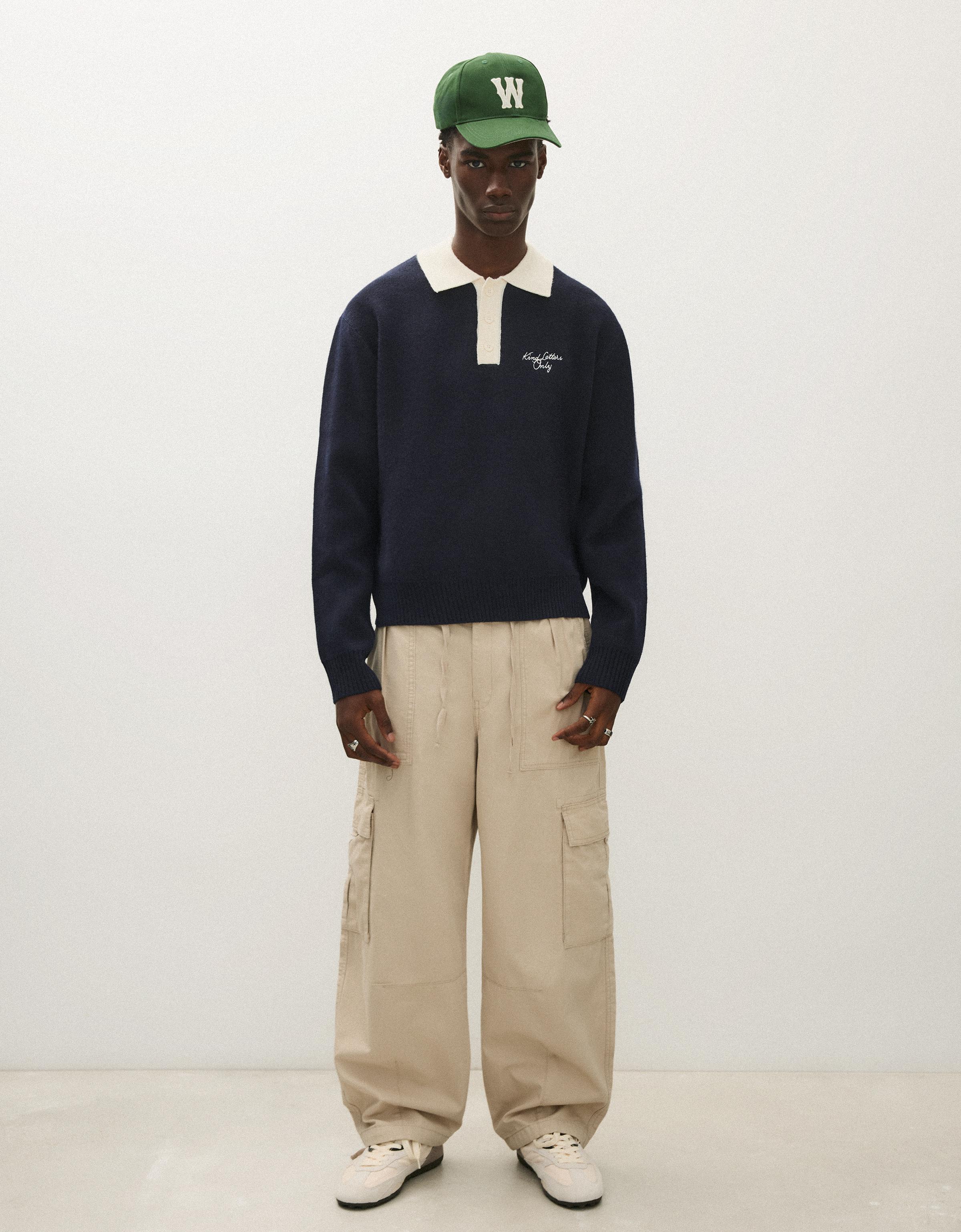 Contrast embroidered polo collar jumper — Navy