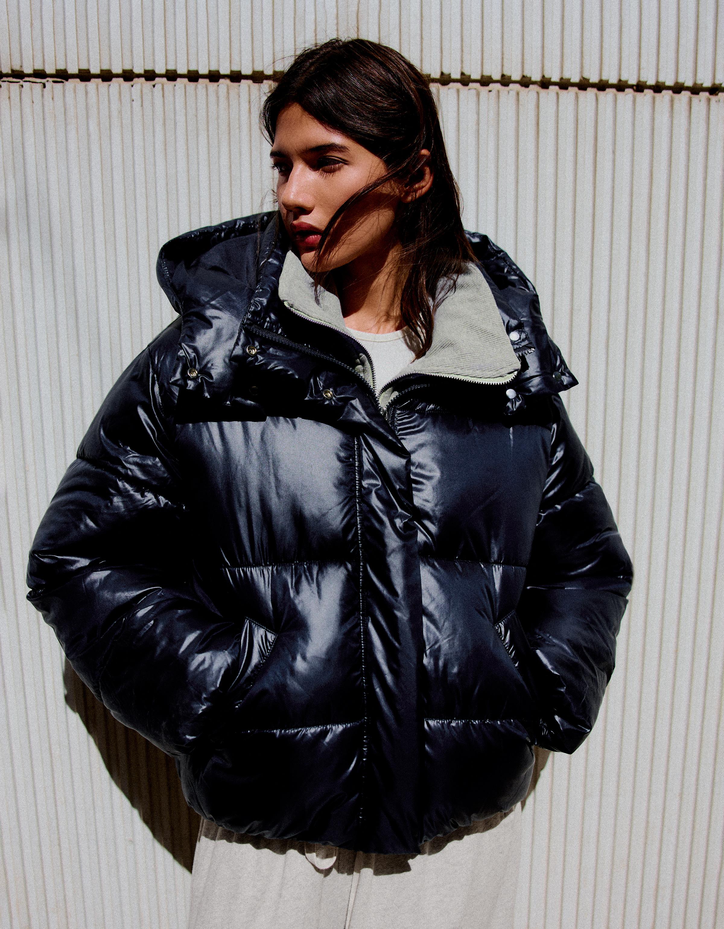 Bershka Pikowana Kurtka Oversize Z Kapturem Kobieta Granatowy
