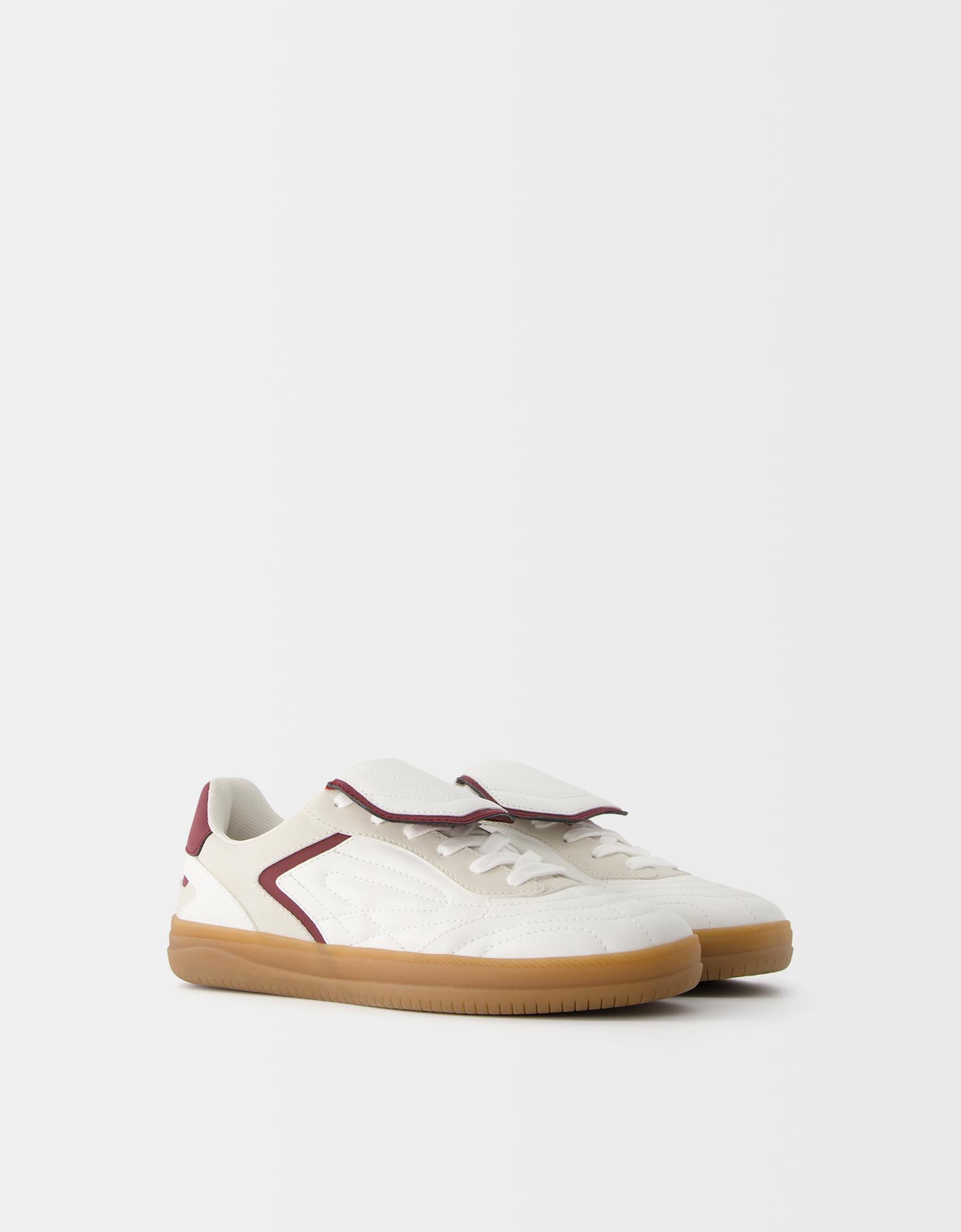 Bershka Sneakers Rétro Da Calcio Con Linguetta Donna 40 Bianco