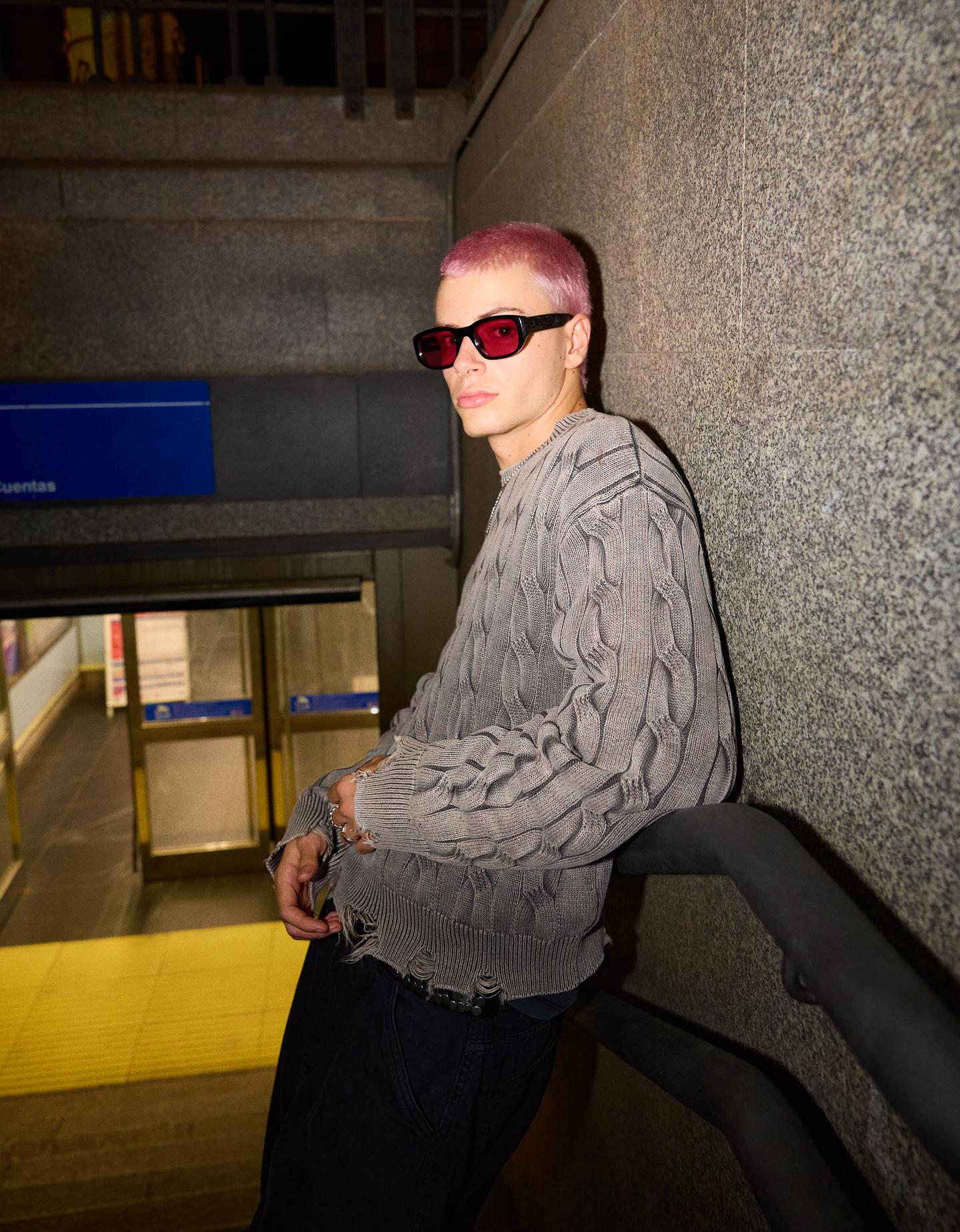 Bershka sweter w warkocze szary