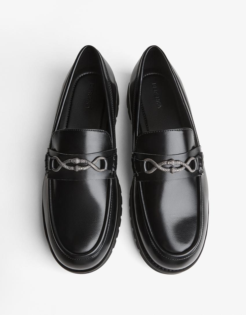 Loafer mit Riegeldetail-Schwarz
