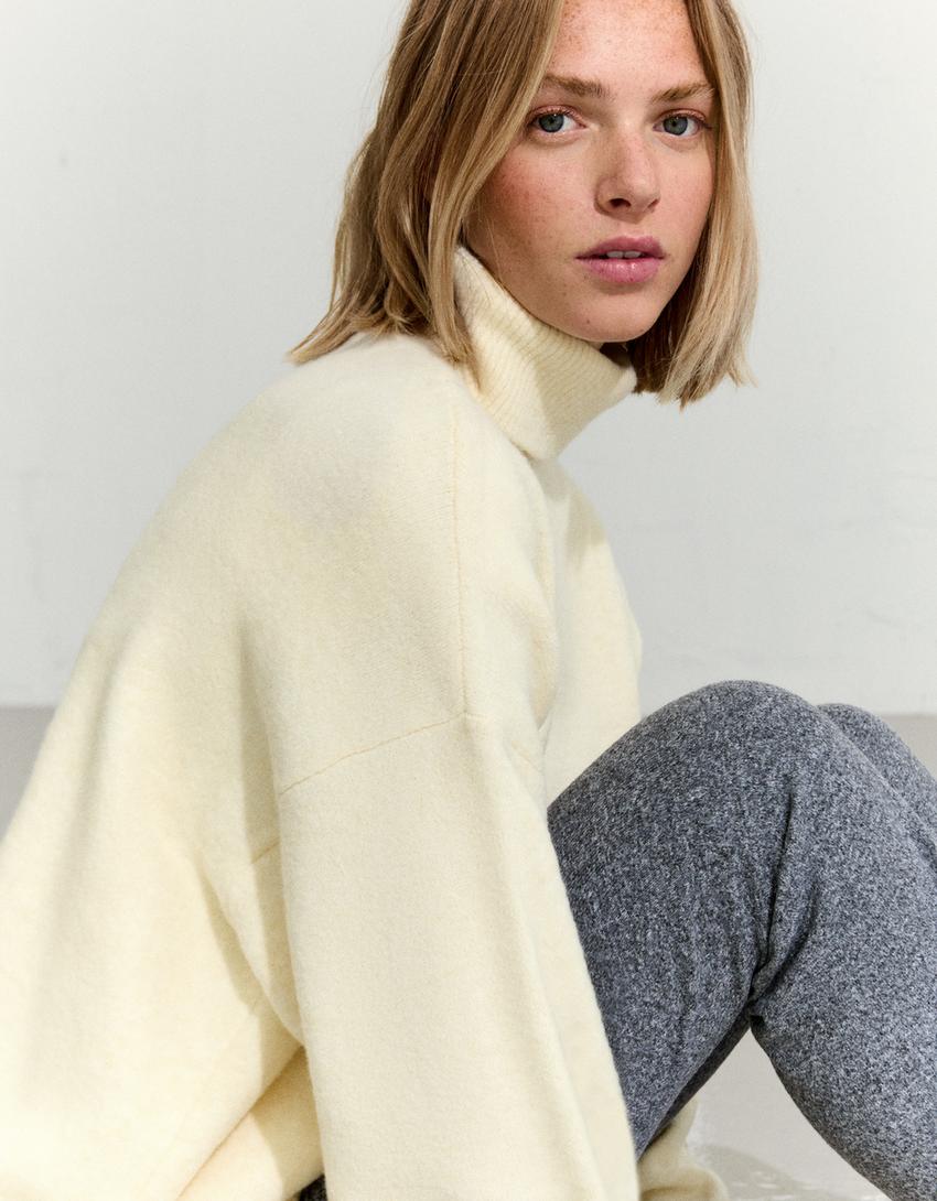 Oversized turtleneck sweater-Cream
