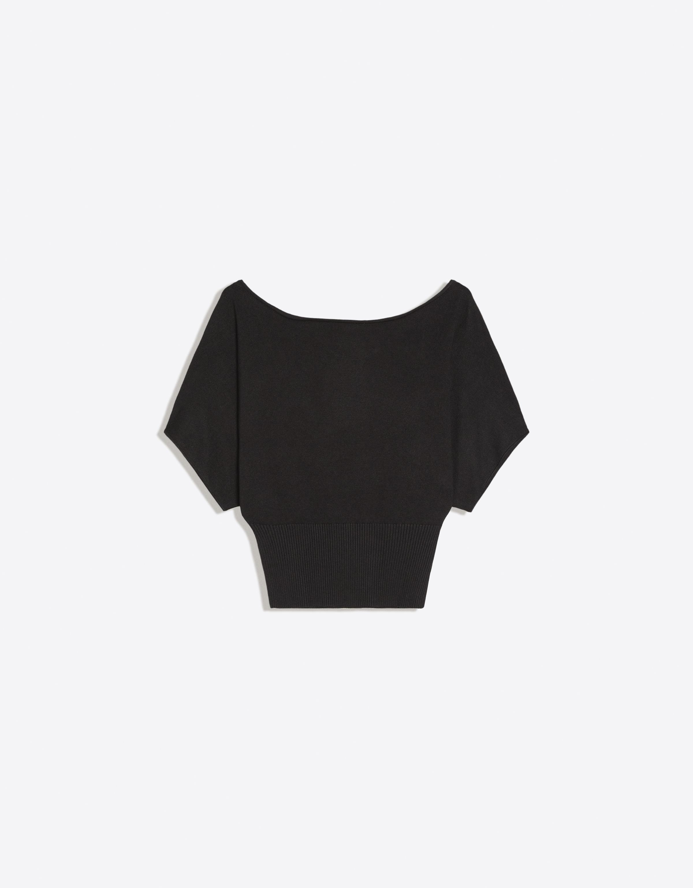 Asymmetric neck T-shirt — Black