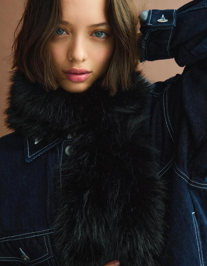 Faux fur stole-Black