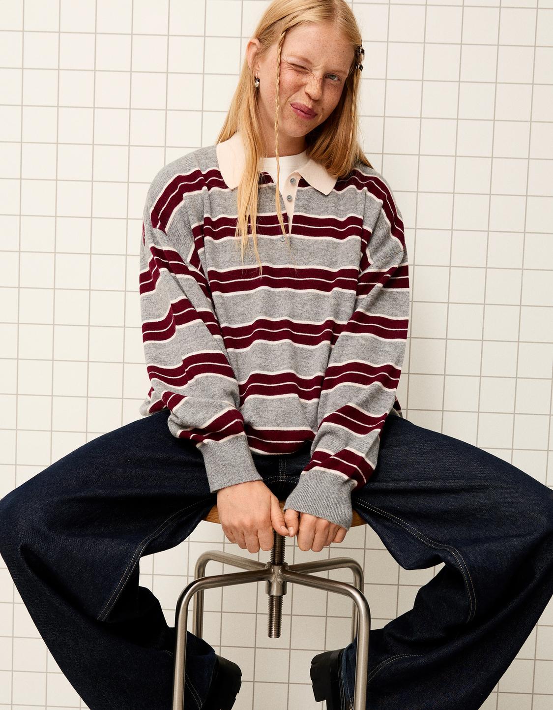 Polo collar sweater