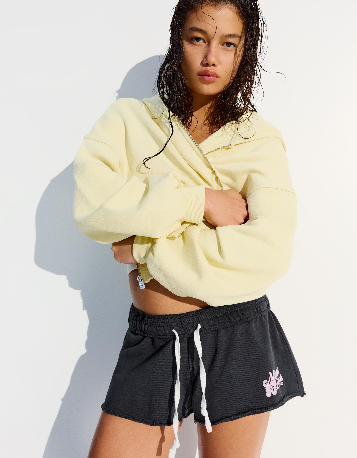 Bershka Short Felpa Ricamato Donna M Azzurro