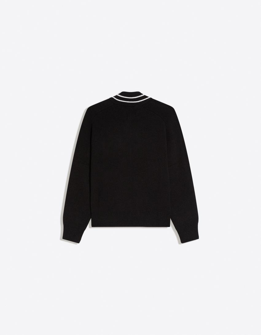 Maglione con cerniera e ricamo sul collo-Nero