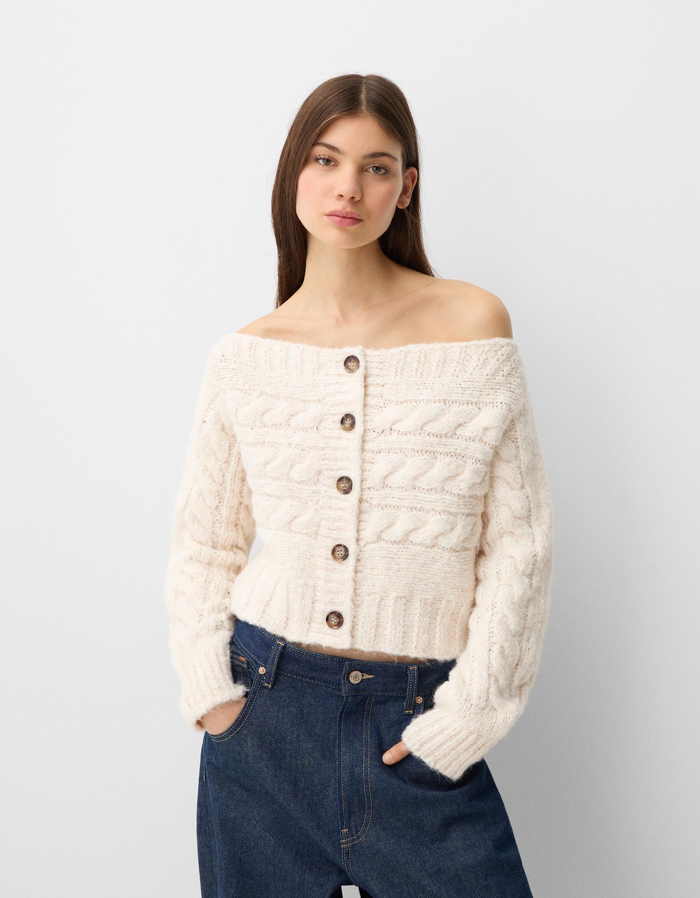 Bershka Strickjacke Mit Carmen-Ausschnitt Knöpfen Und Flechtmuster Damen Xs günstig online kaufen