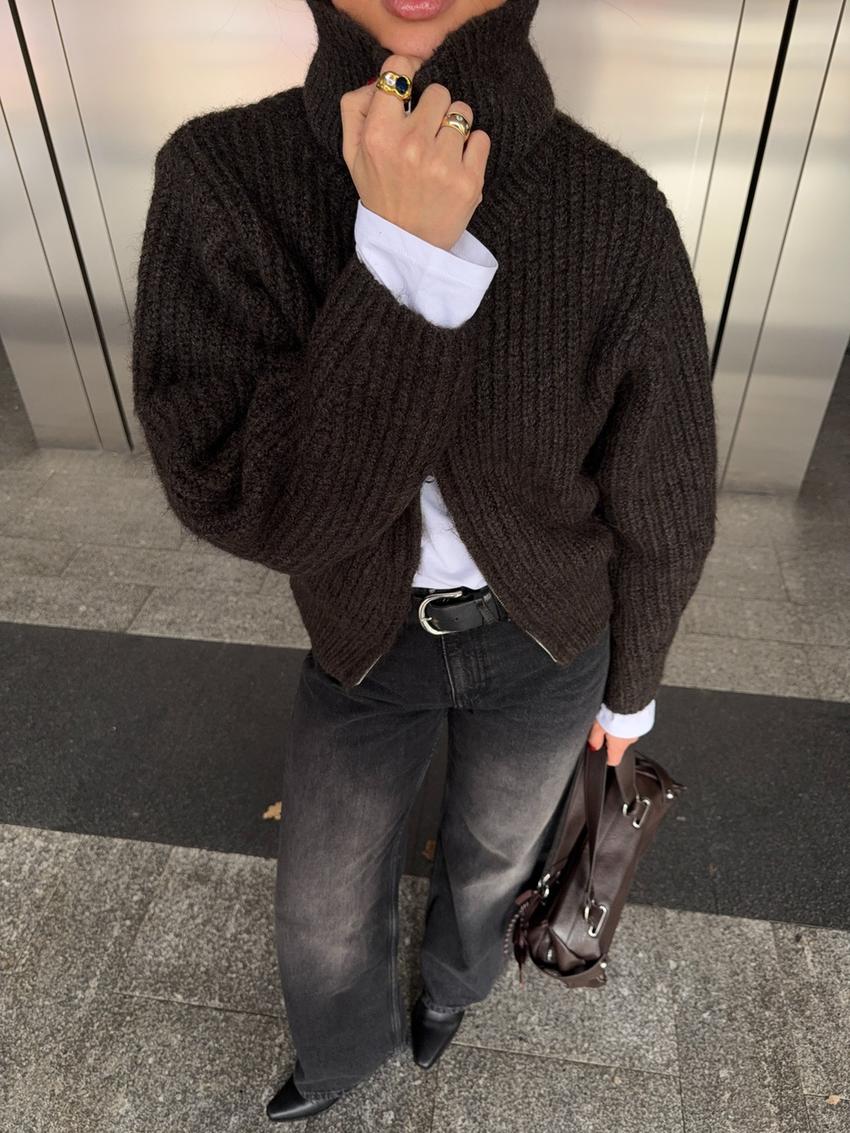 High-neck zip-up cardigan-Brown