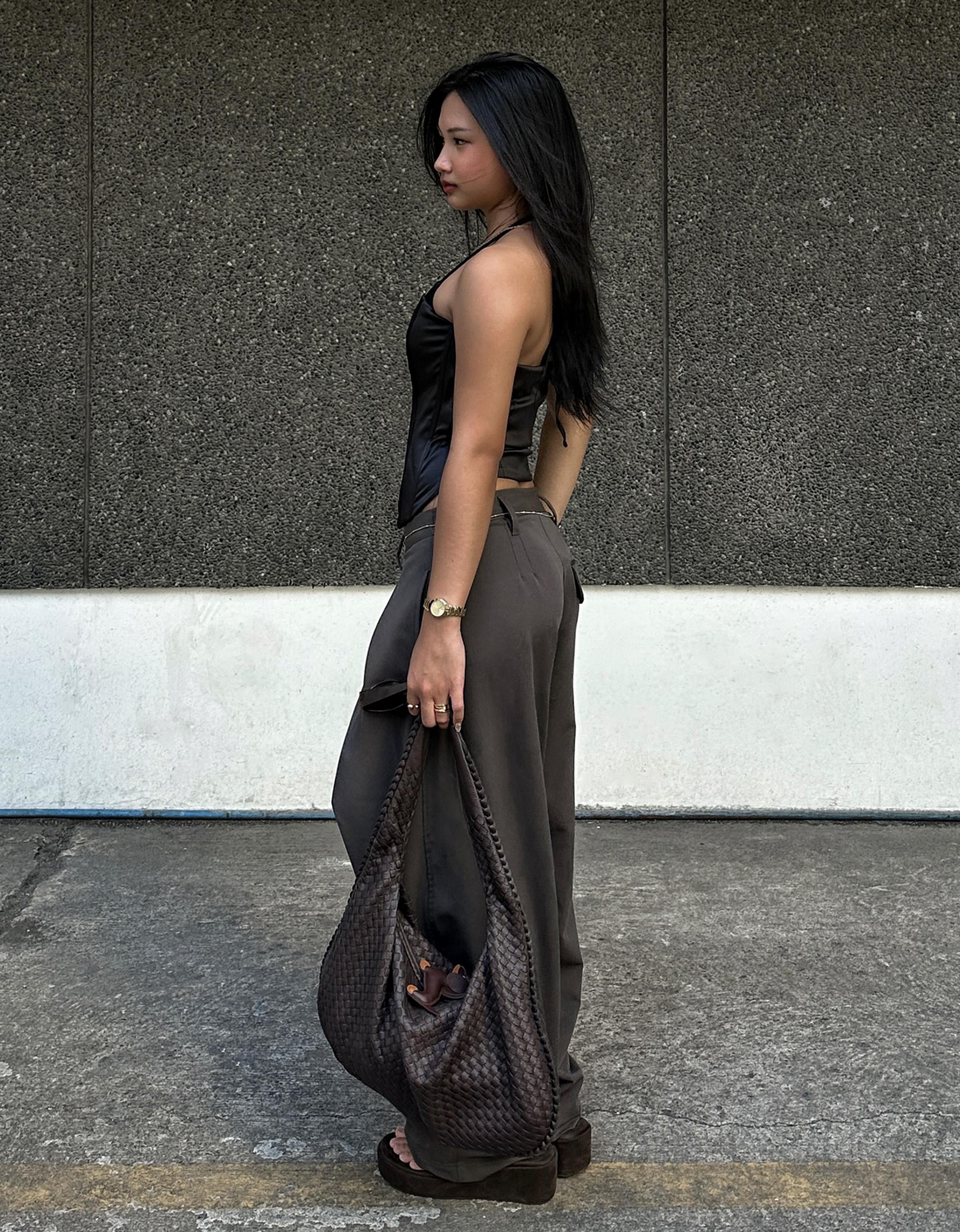 Pleated double-button trousers — Sand