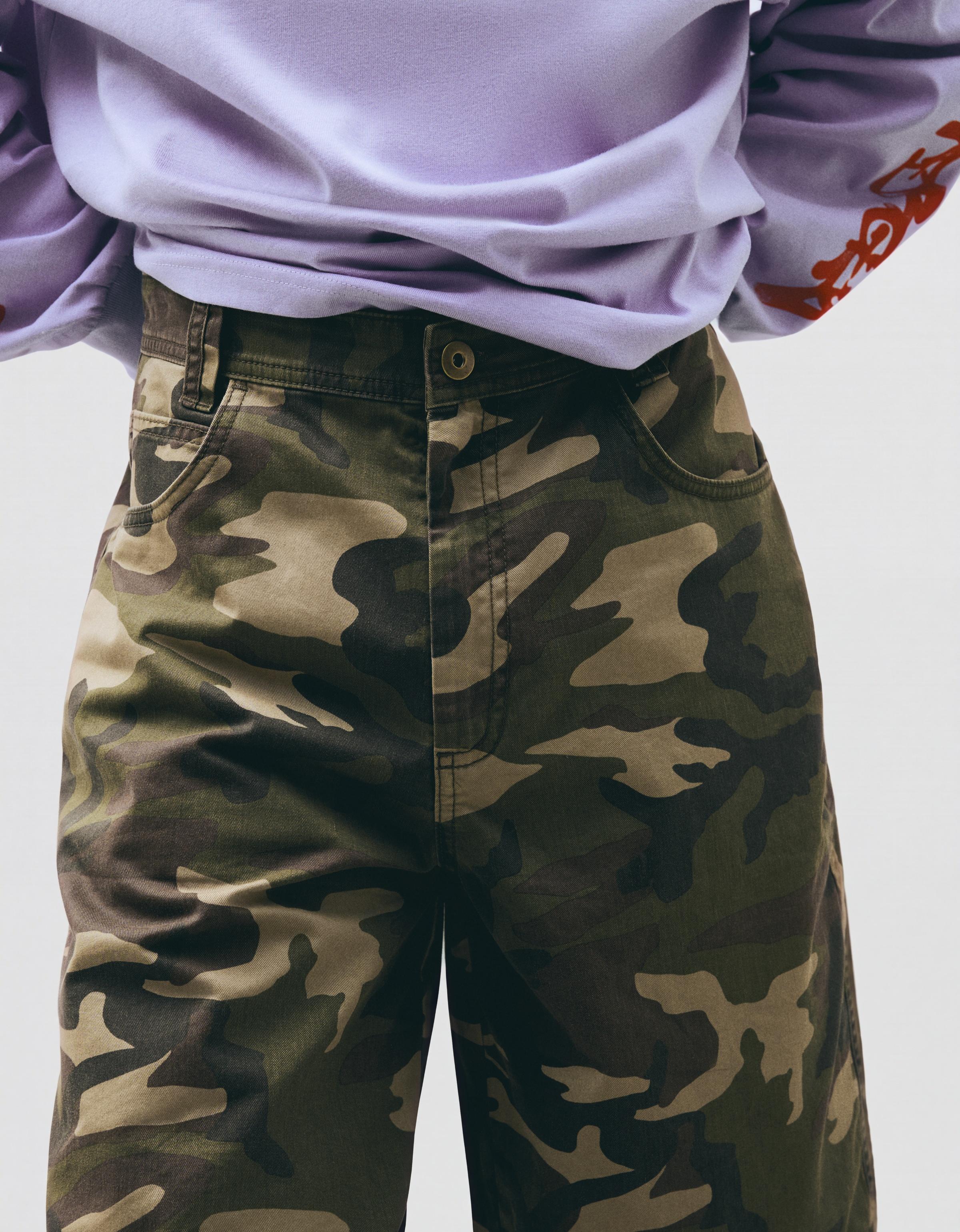 Printed skater Bermuda shorts — Khaki