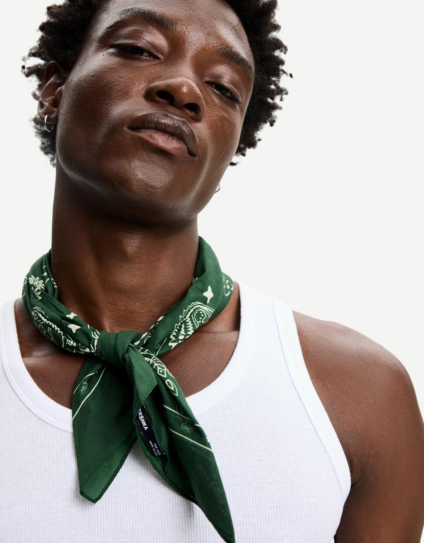 Printed neckerchief - Men | Bershka