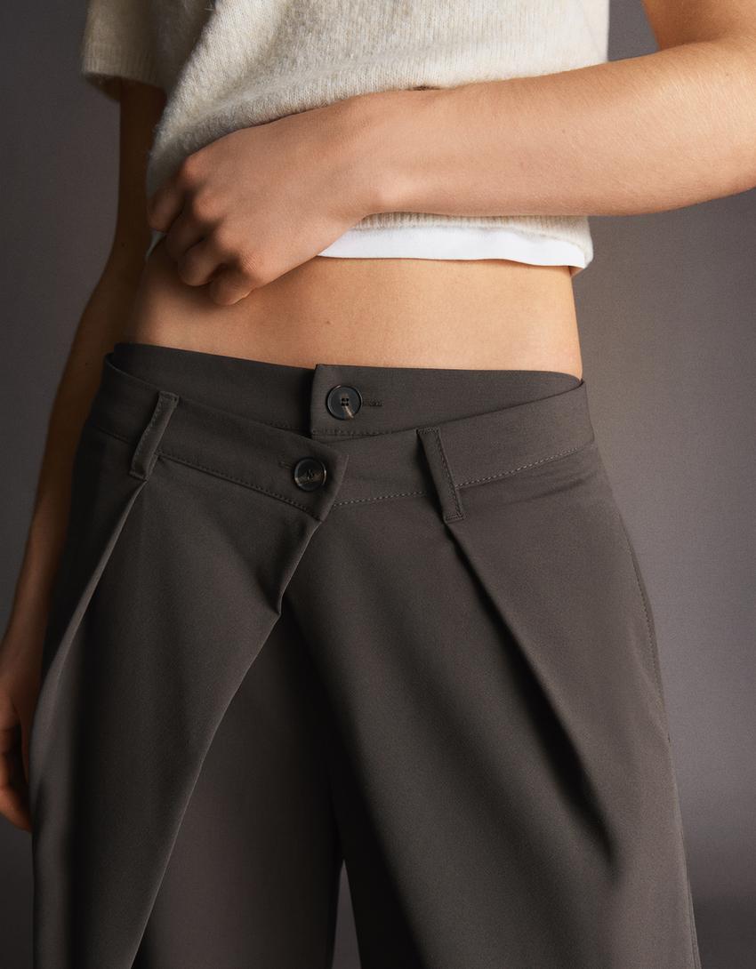Barrel trousers with pleats-Sand