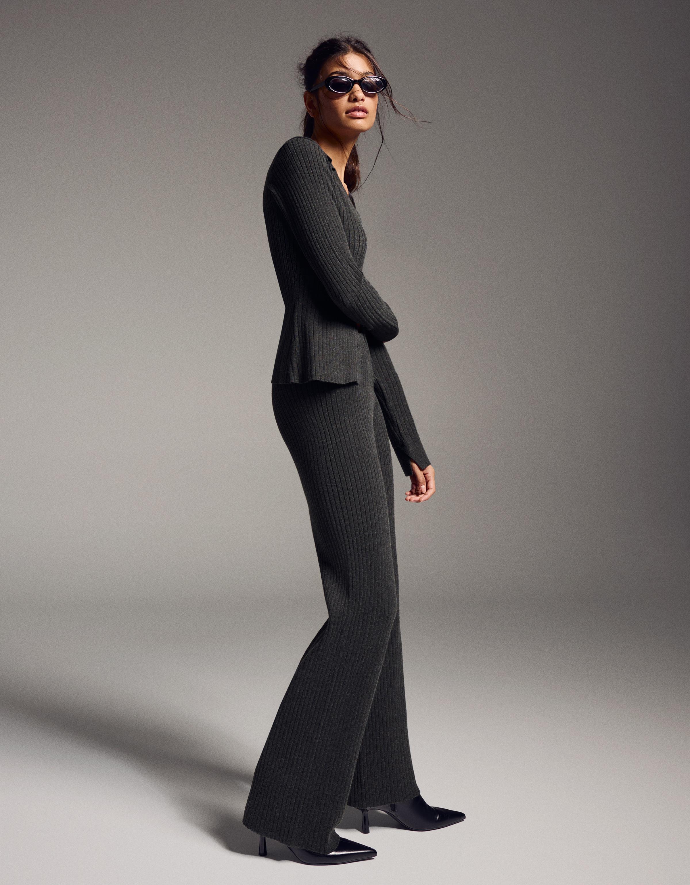 Bershka Hose Mit Weitem Bein Und Rippstrick Damen M Dunkelgrau