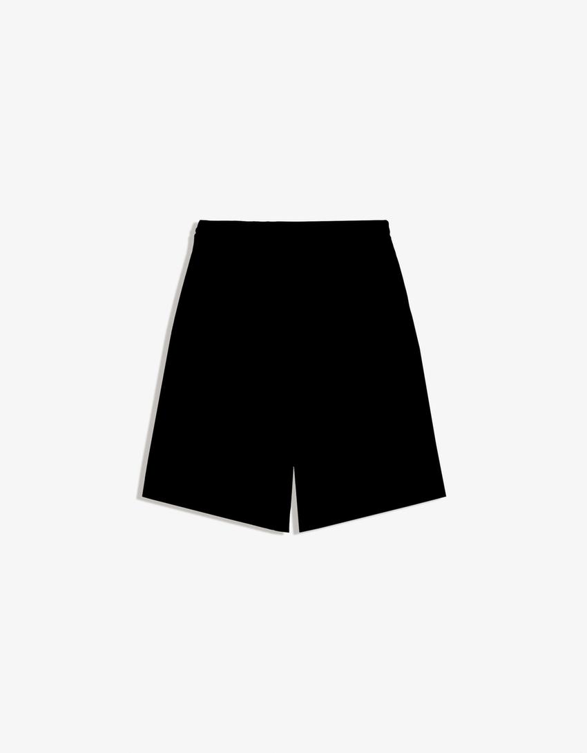 Rustic jogger skater shorts-Black-4