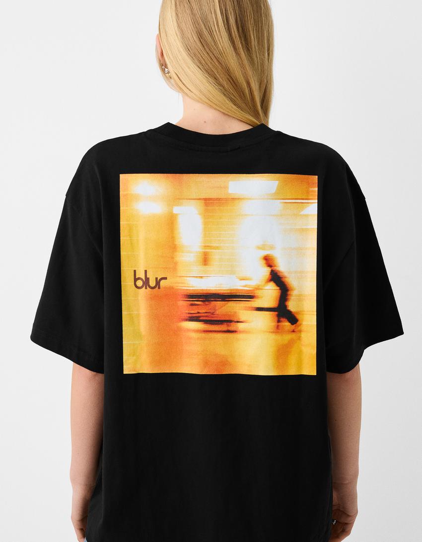 T-shirt Blur de manga curta boxy estampado-Preto-7