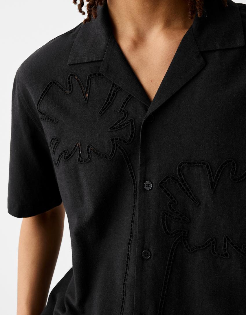 قميص مطرز بأكمام قصيرة-أسود-5