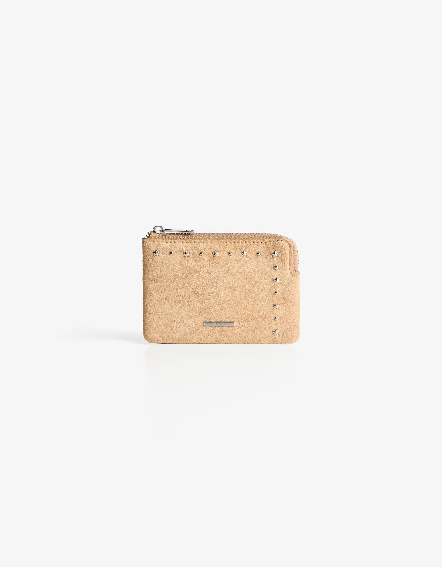 Bershka Monedero Efecto Suede Tachas Mujer Marrón