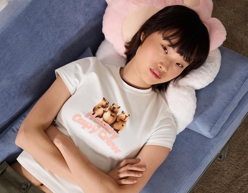 Koszulka z krótkim rękawem i nadrukiem-Biały złamany