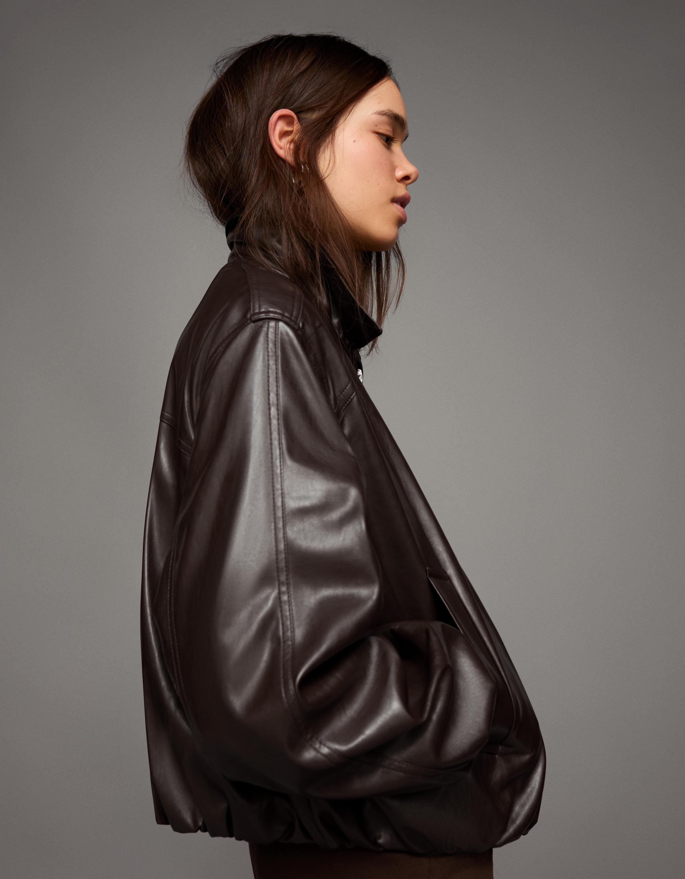 Balloon leather effect jacket - Jackets and trench - Women | Bershka