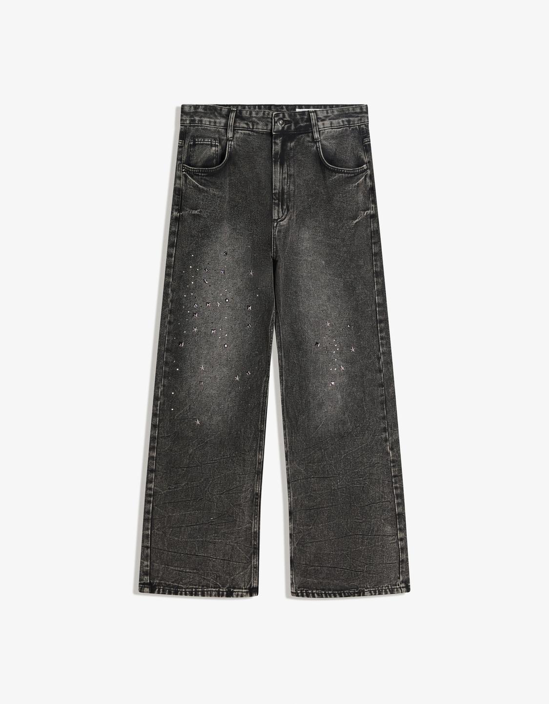 Zvonové kalhoty s cvočky