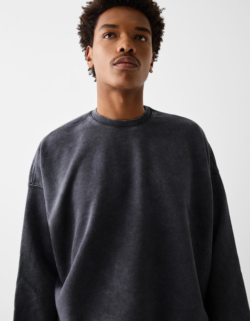 Washed-effect sweatshirt-Black-2
