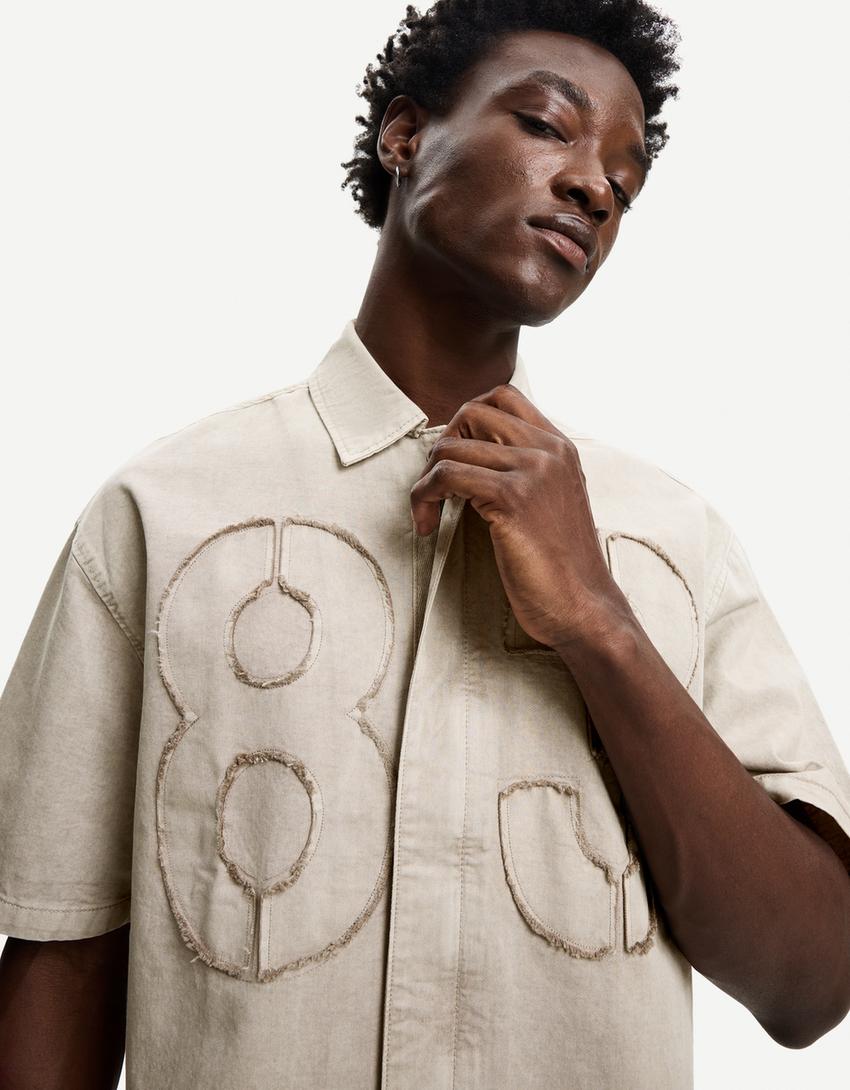 Camisa manga corta boxy bordado-Gris-2