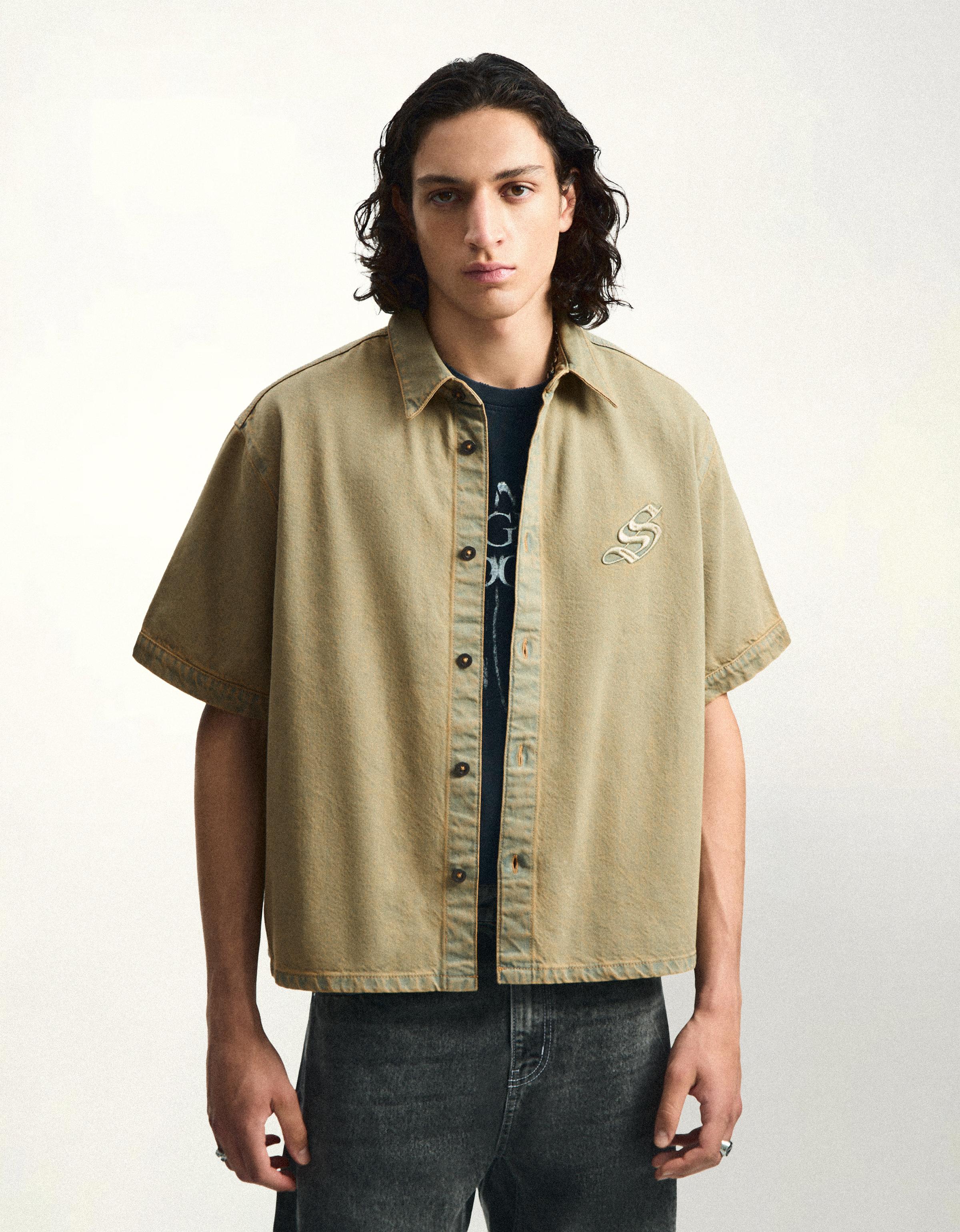 Bershka Camisa Manga Corta Boxy Relieve Hombre Kaki