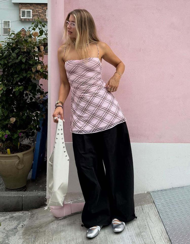 Desenli askılı elbise