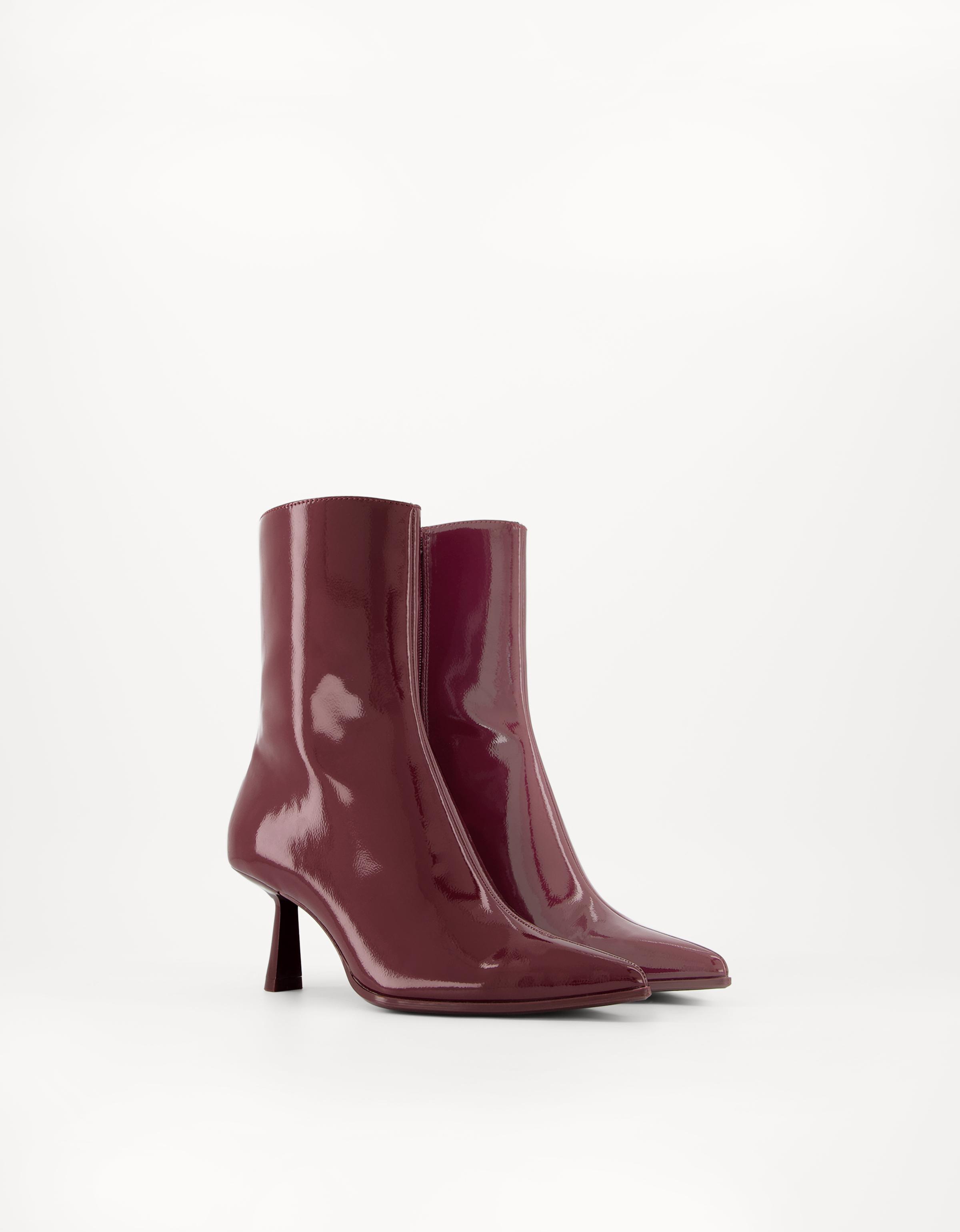 Bershka Stiefeletten In Lackoptik Mit Kitten-Heels Damen 36 Granatrot