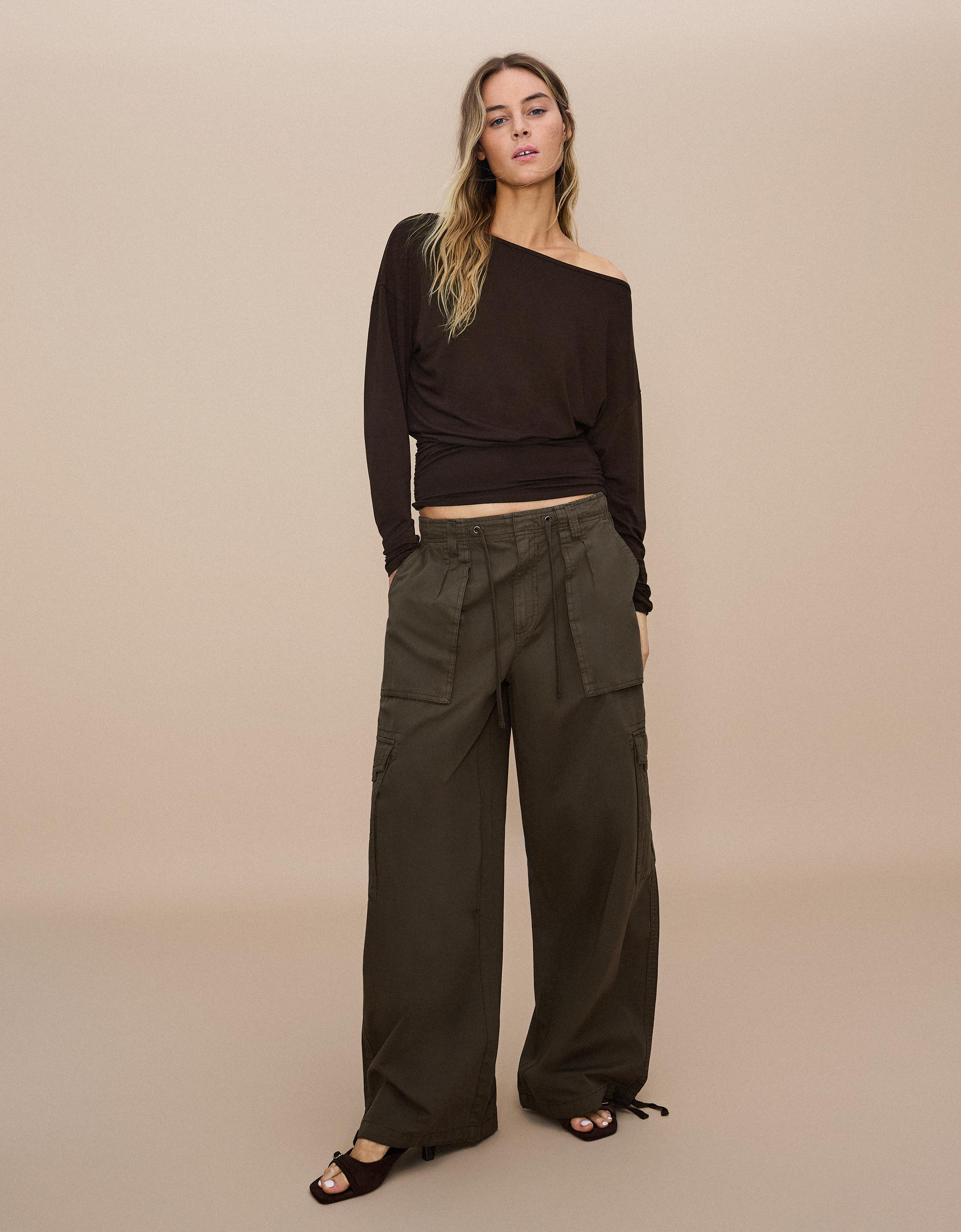 Asymmetric neck long-sleeved T-shirt — Brown