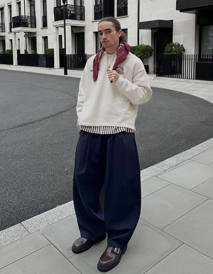 Tailored barrel trousers with darts-Navy