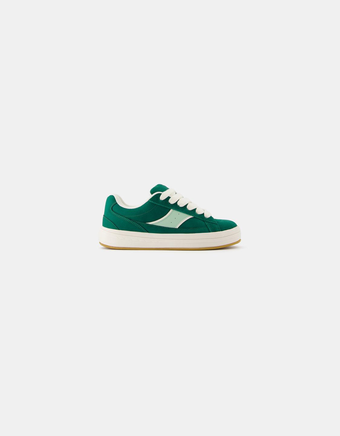 Sneakers skate