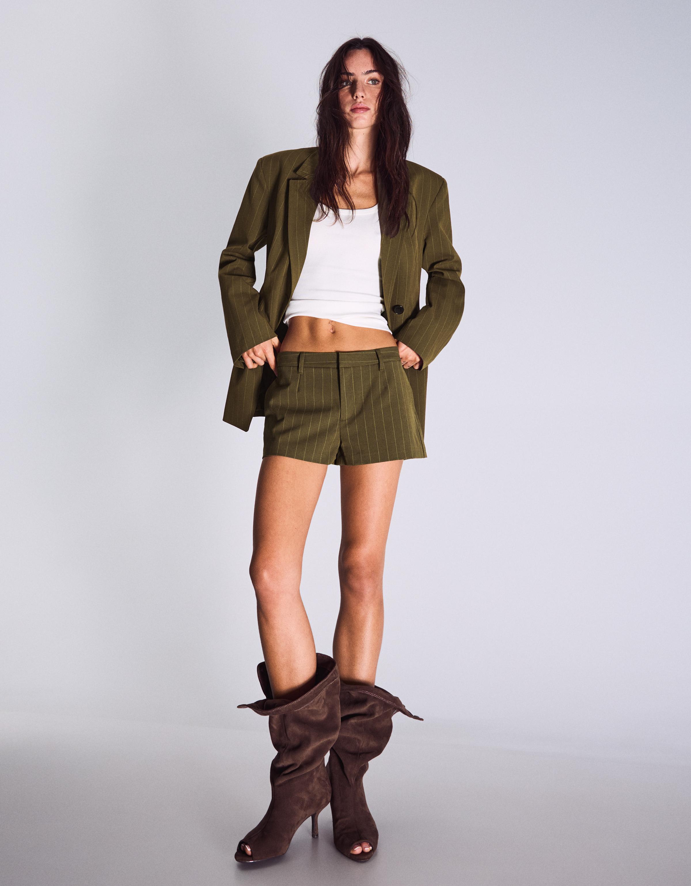 Striped double-breasted blazer — Khaki