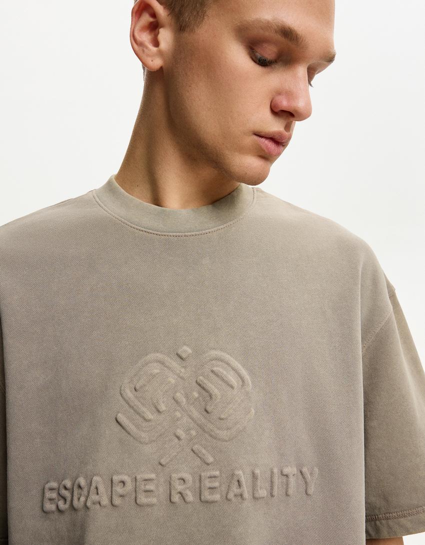 Velours T-shirt met korte mouw en borduursel-Kameel-2