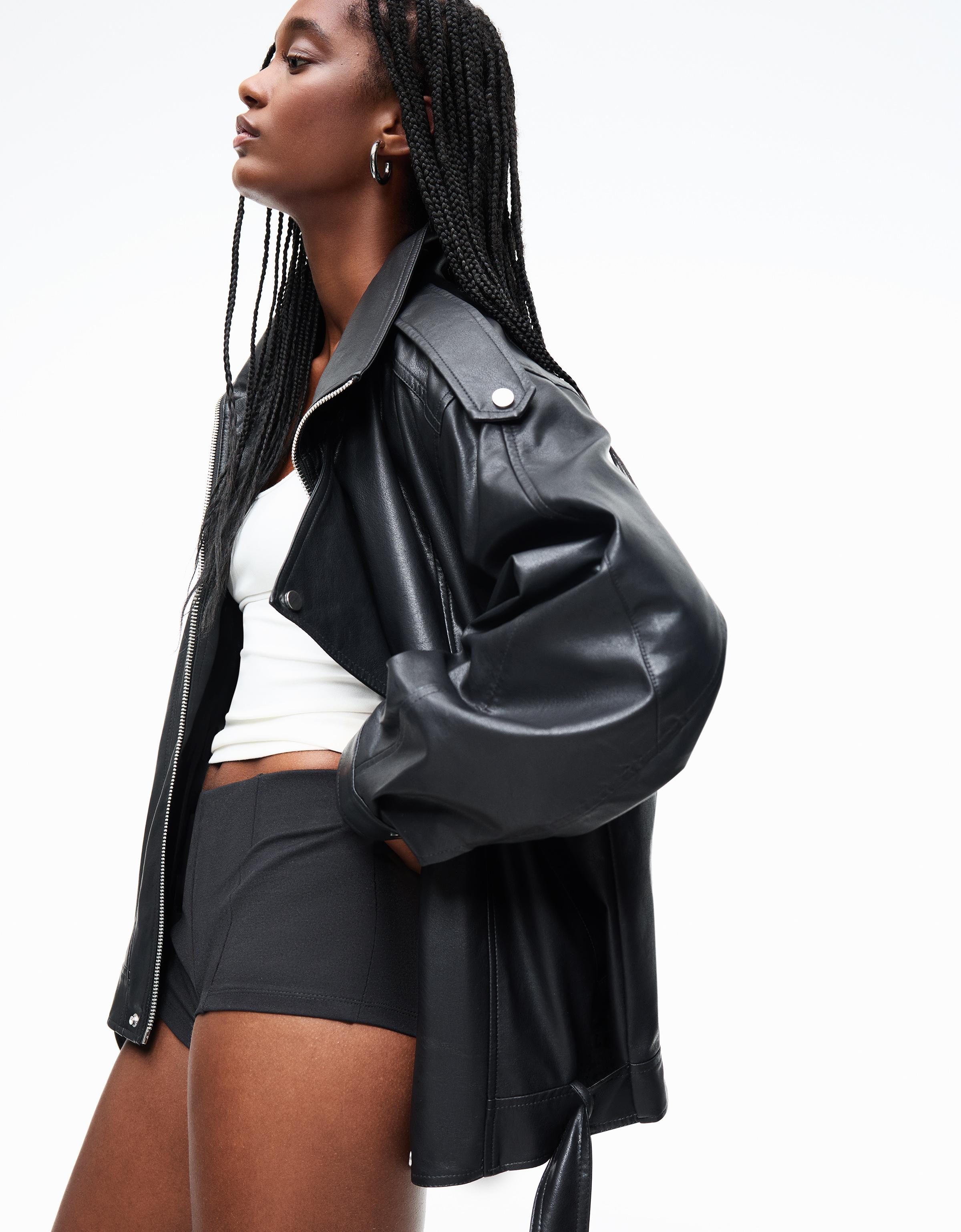 Bershka Kunstlederjacke Mit Gürtel Damen L Schwarz