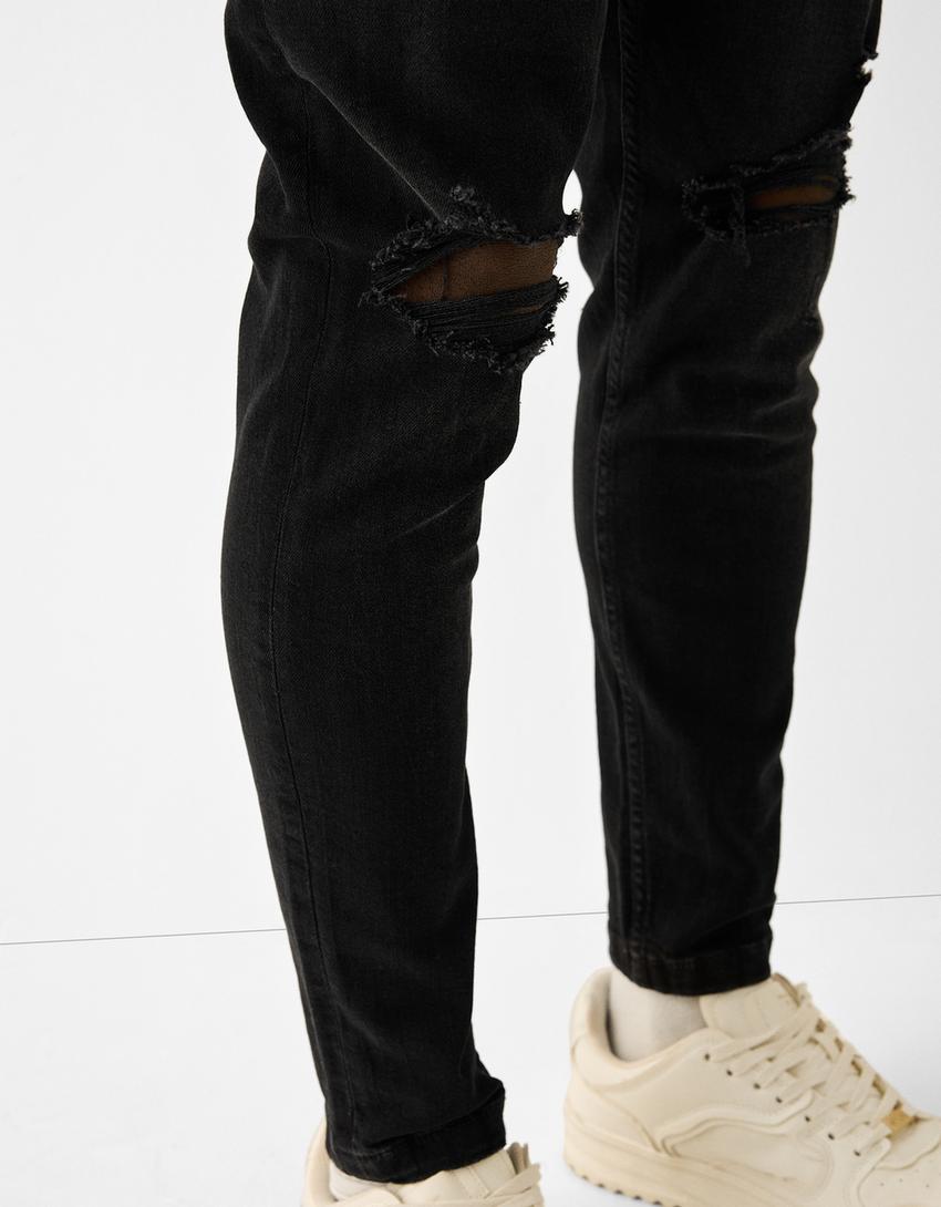 Jeans carrot fit rasgões-Preto-5