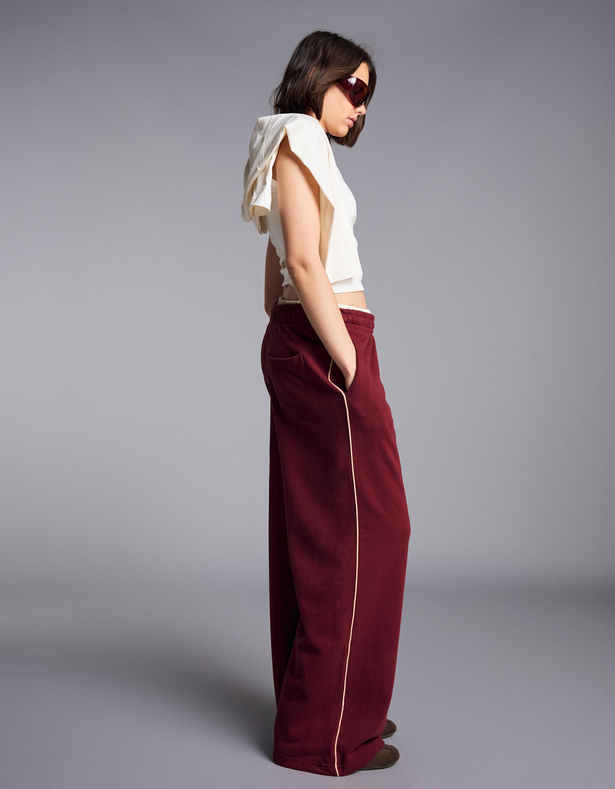 Dancer plush joggers — Maroon