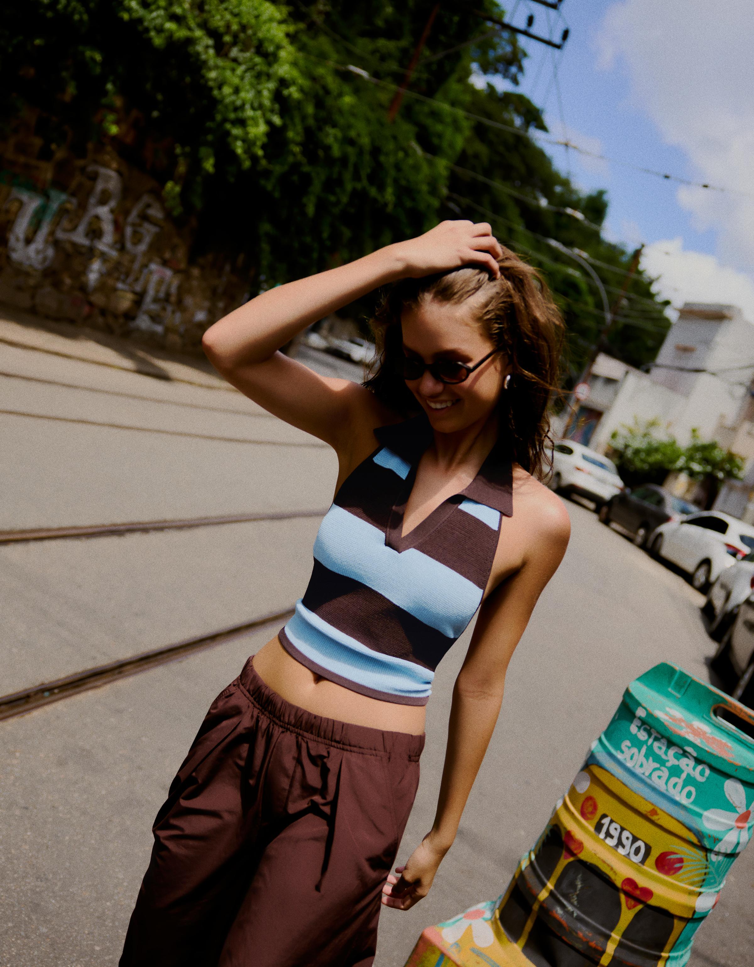 Polo collar top with back knot