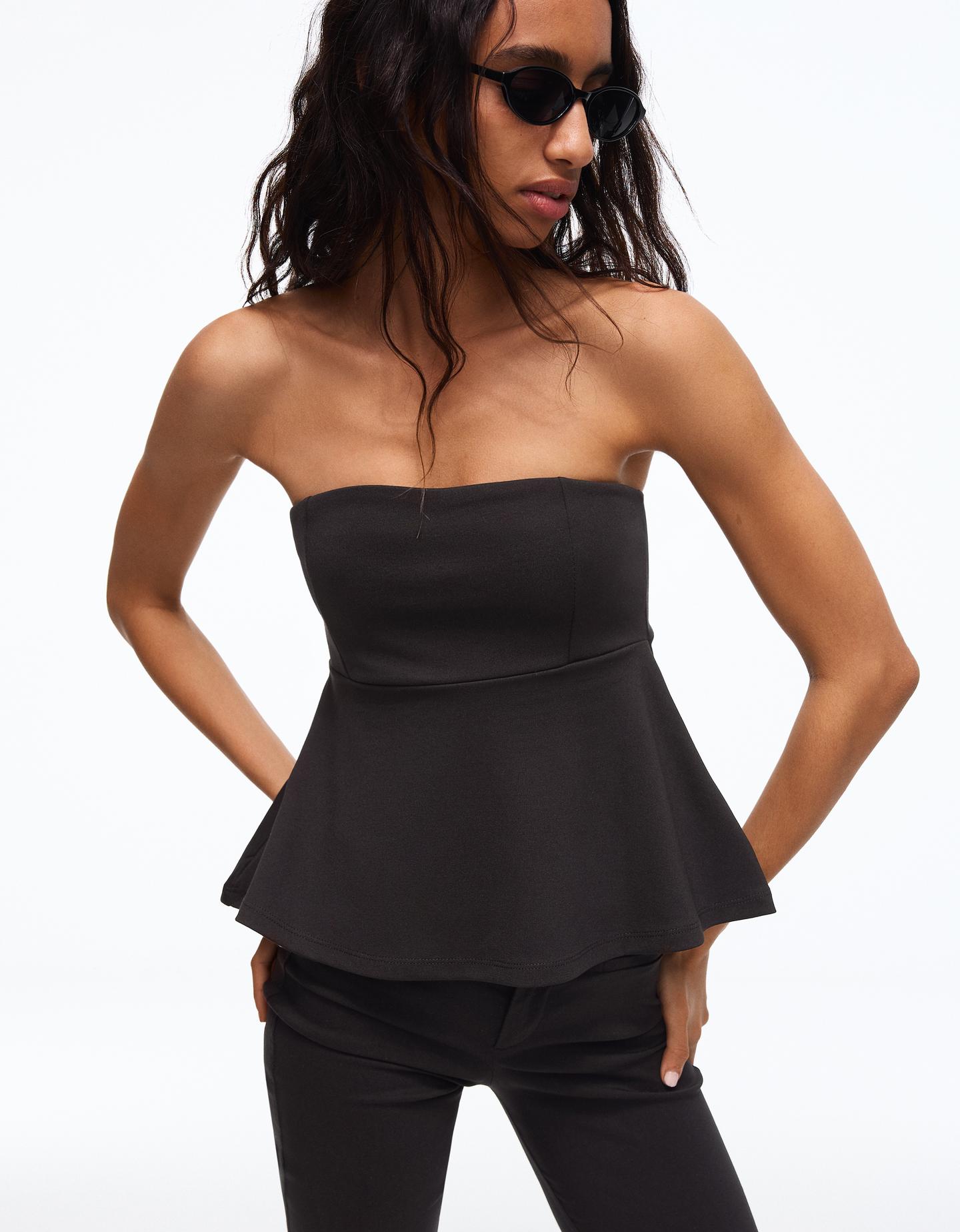 Bershka top bandeau z baskinką czarny