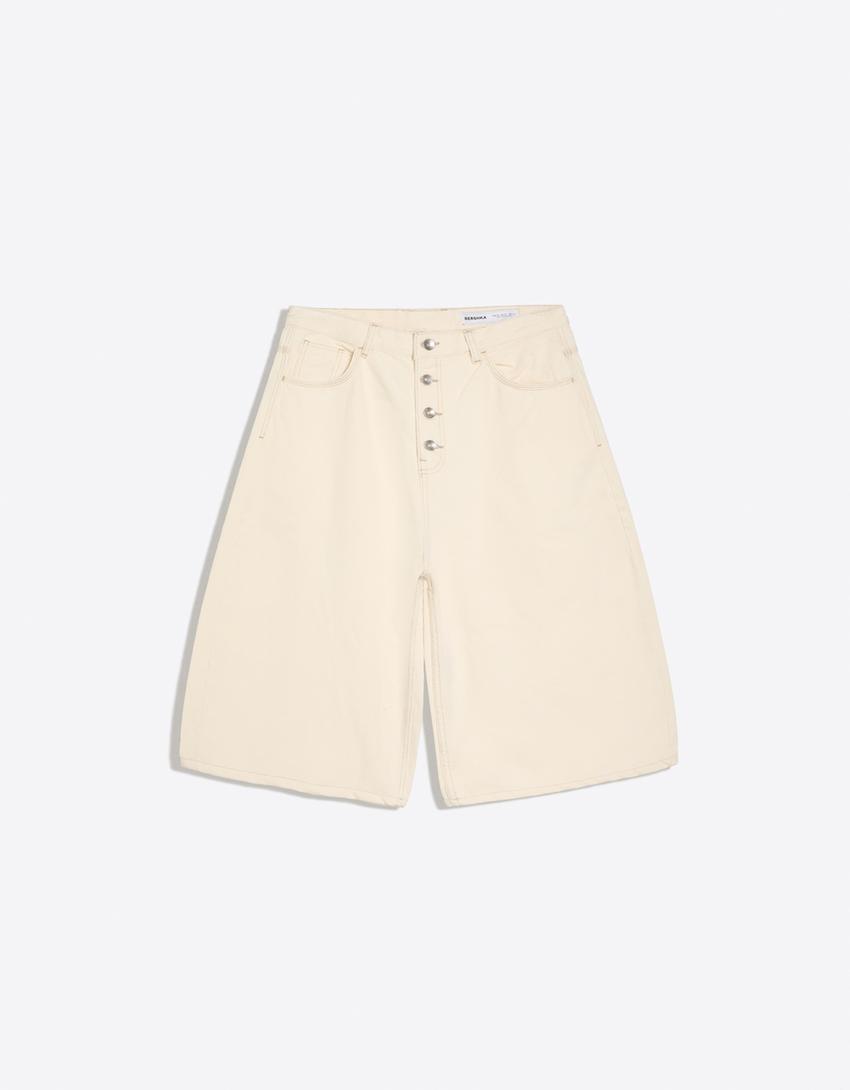 Barrel denim Bermuda shorts-Cream