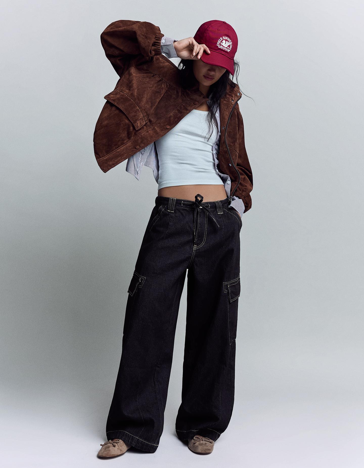 Bershka jeansy cargo parachute granatowy