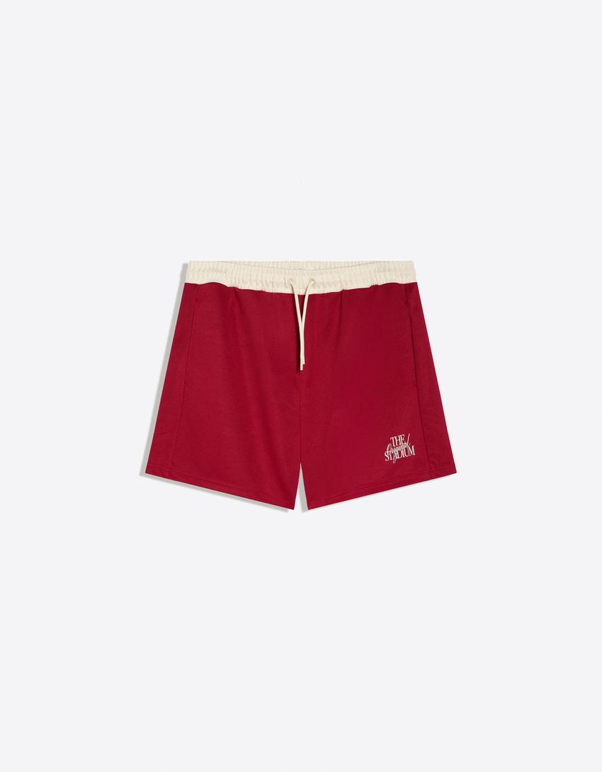 Bermuda shorts with patch-Burgundy