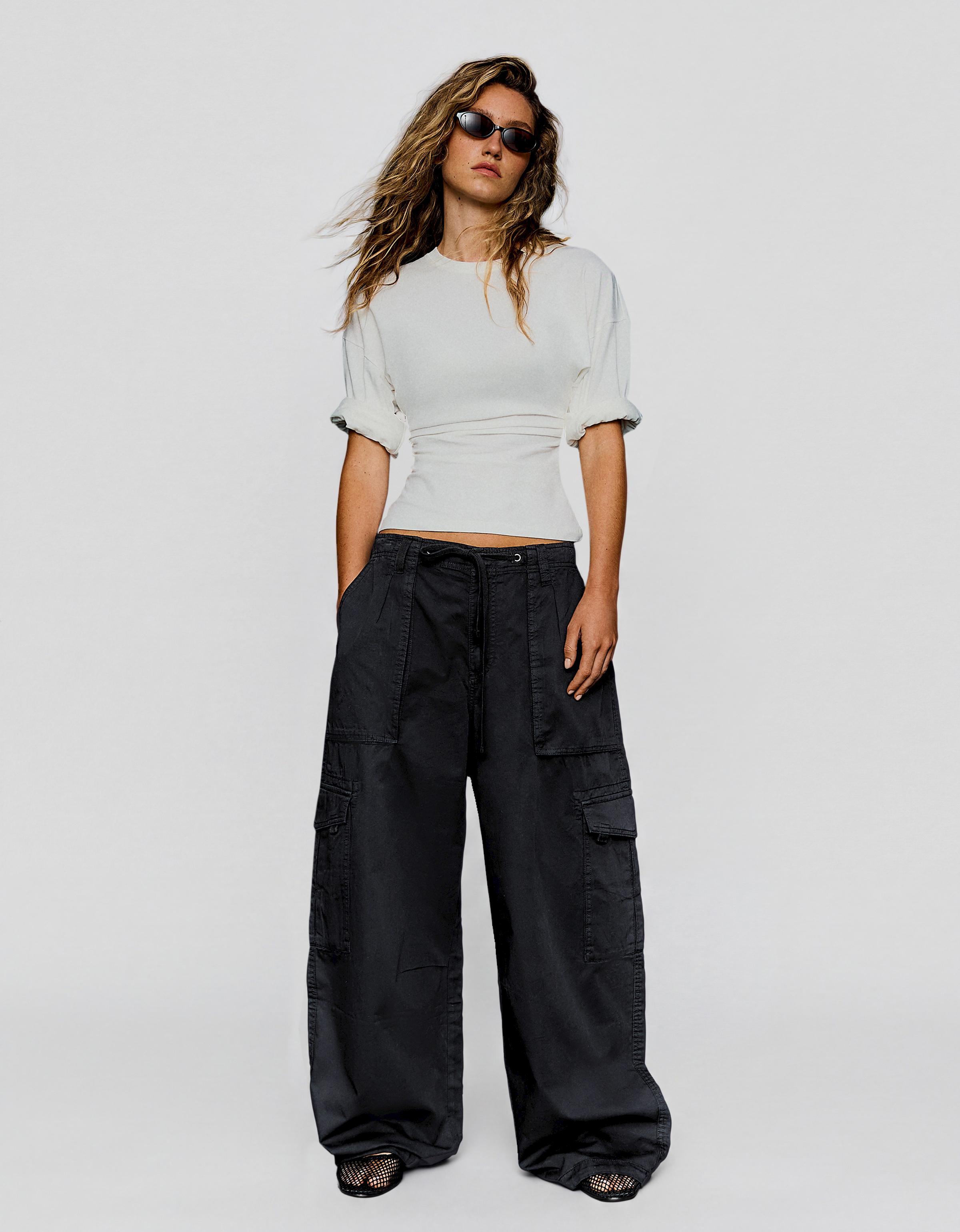 Parachute cargo trousers — Black