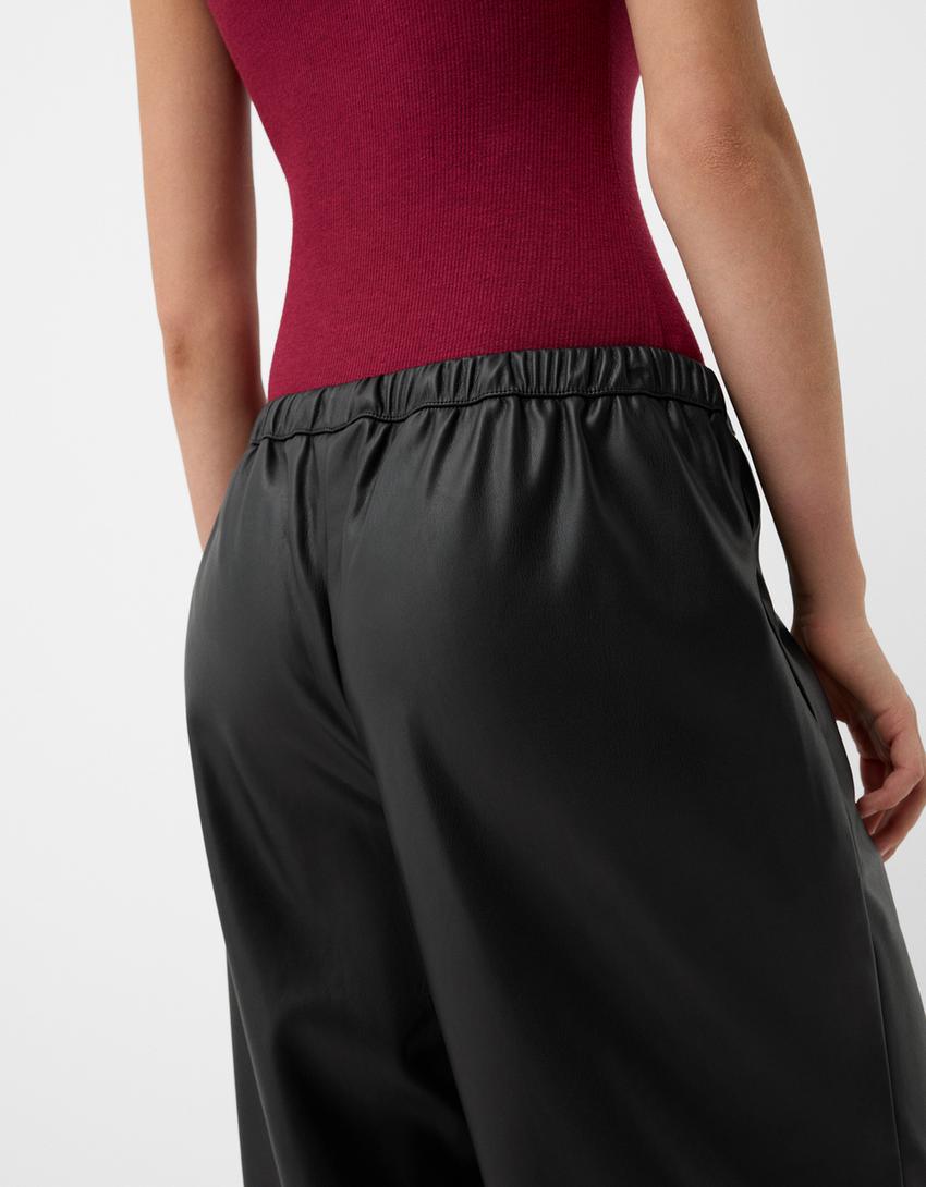 Faux leather wide-leg trousers-Black-4